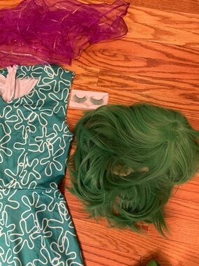 Pixar / Disney Inside Out Disgust Costume Patterned Dress with Green Wig